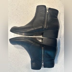 Cougar leather waterproof black ankle boot